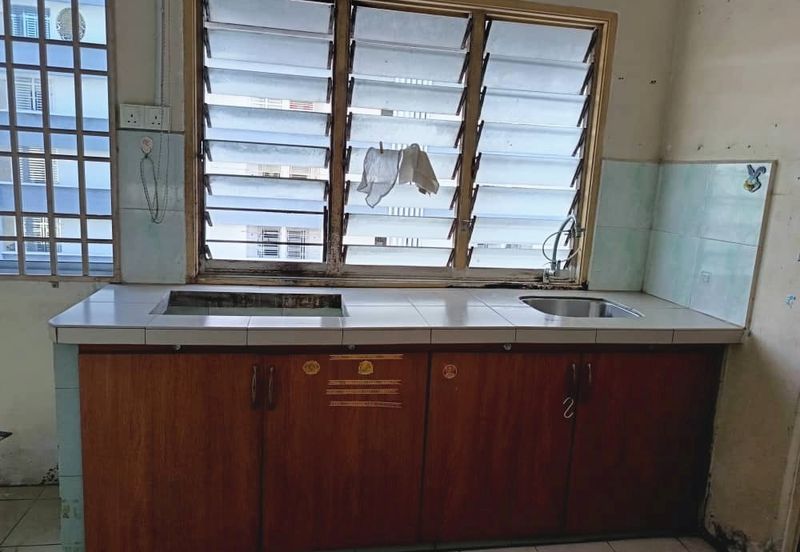 Taman Segar Indah Flat