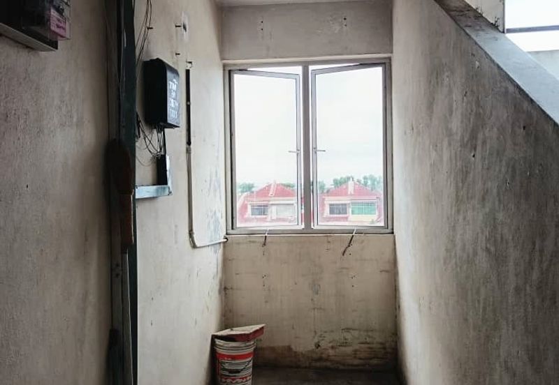 Taman Segar Indah Flat