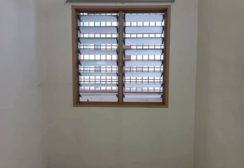 Taman Segar Indah Flat