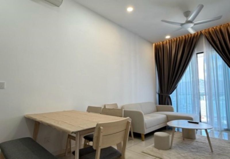 Queens Residences Q2