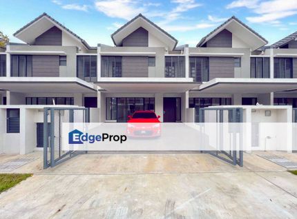 FREEHOLD Double storey Superlink Terrace Lagenda Garden , Bukit Jeluto, Selangor, Shah Alam