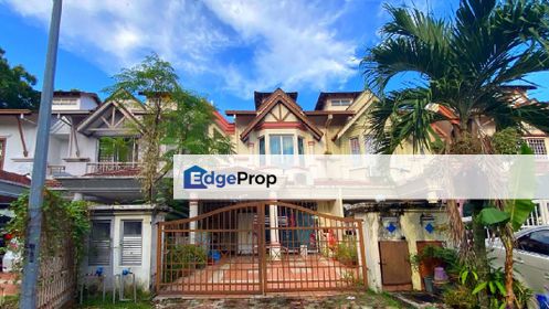 Double Storey Terrace at Taman Bukit Subang (Intermediate Unit), Selangor, Shah Alam