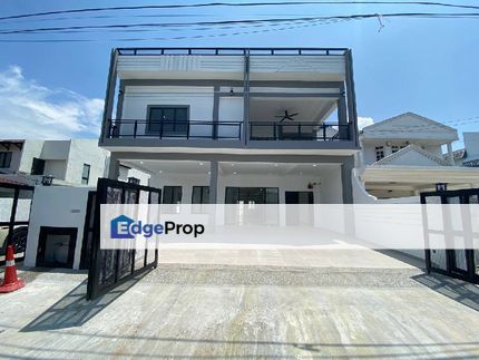 (Freehold, facing open) Newly refurbised 2 Storey Semi D SS14 Subang j, Selangor, Subang Jaya