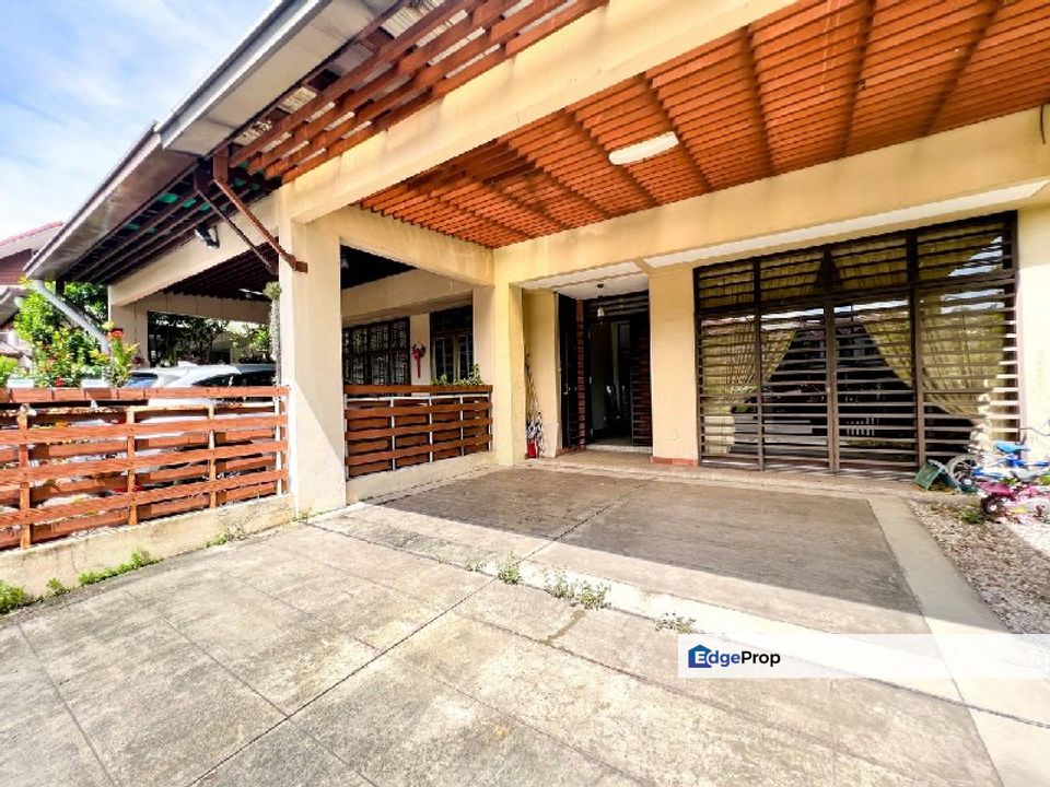FACING OPEN Double Storey Terrace Jalan Teratak, Bukit Jelutong, Selangor, Bukit Jelutong