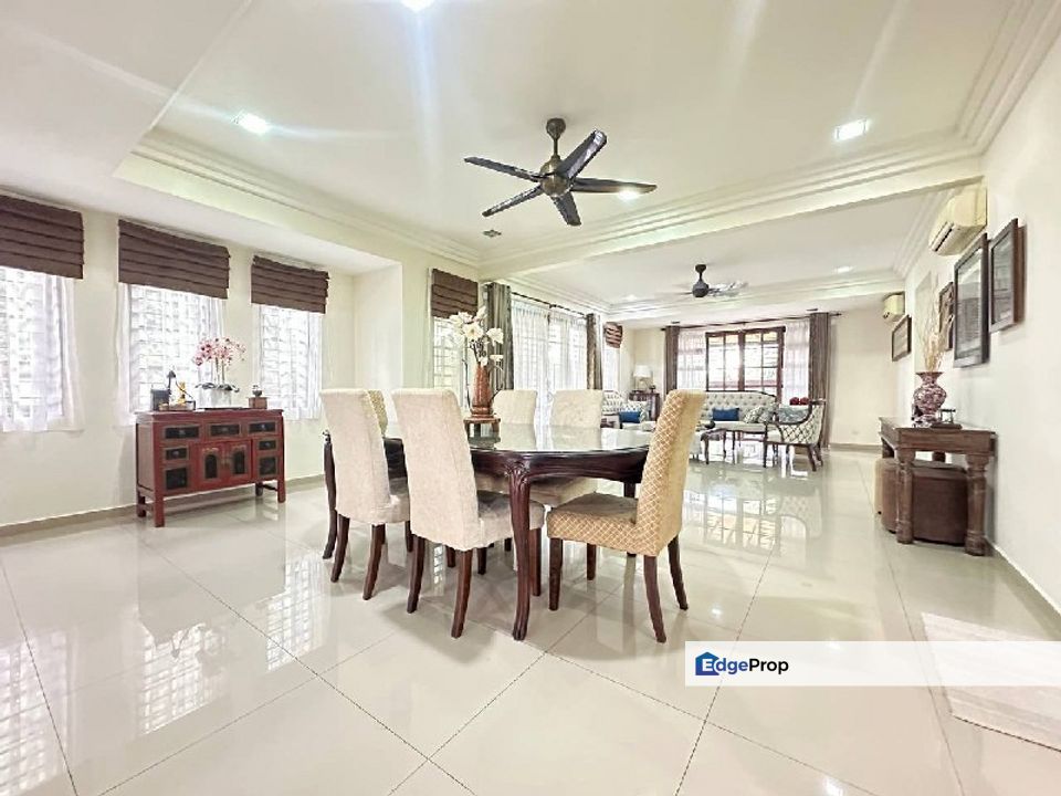 Bukit Jelutong Jalan Mimbar U8 Shah Alam Double Storey Courtyard CORNE, Selangor, Bukit Jelutong