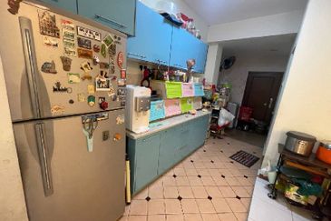 3-Storey Terraced House Renovated Unit