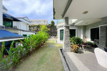 KGSAAS Golf Club, Seksyen 13