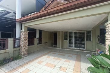 FREEHOLD SHAH ALAM | 2 Storey Intermediate Bukit Subang U16 Shah Alam