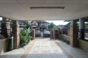 FREEHOLD SHAH ALAM | 2 Storey Intermediate Bukit Subang U16 Shah Alam