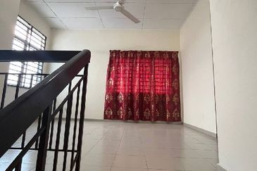 CORNER Double Storey Terrace , Taman Alam Perdana, Shah Alam