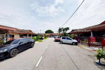 Single Storey Terrace Taman Alam Perdana Puncak Alam