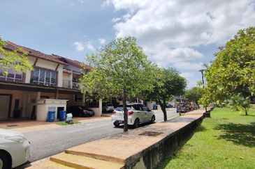 Seksyen 16, Shah Alam