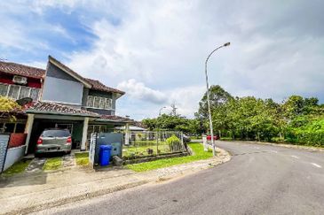 [CORNER LOT] Double Storey Terrace Jalan Nova U5, Subang Bestari, Shah