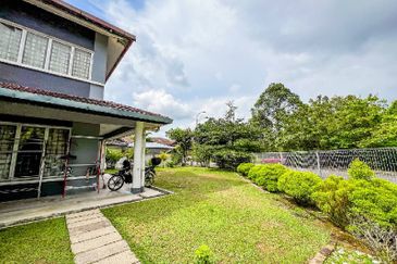 [CORNER LOT] Double Storey Terrace Jalan Nova U5, Subang Bestari, Shah