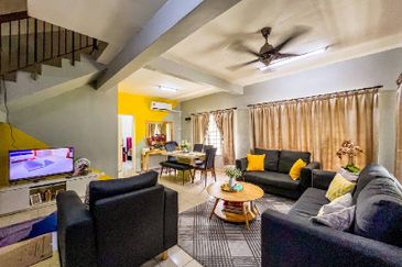 [CORNER LOT] Double Storey Terrace Jalan Nova U5, Subang Bestari, Shah