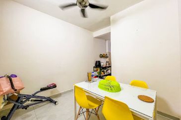 [CORNER LOT] Double Storey Terrace Jalan Nova U5, Subang Bestari, Shah