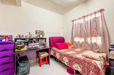 [CORNER LOT] Double Storey Terrace Jalan Nova U5, Subang Bestari, Shah