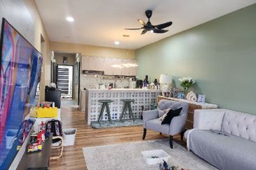 Puncak Hijauan (Hijauan Heights)