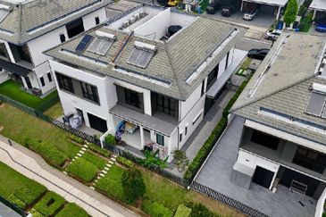 Dremien @ Eco Ardence