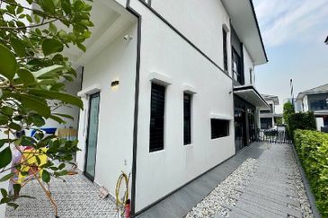 Dremien @ Eco Ardence