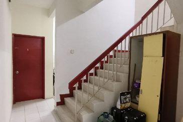 Jalan Spektrum U16 @ Taman Bukit Subang