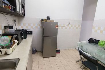 Jalan Spektrum U16 @ Taman Bukit Subang