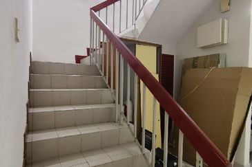 Jalan Spektrum U16 @ Taman Bukit Subang