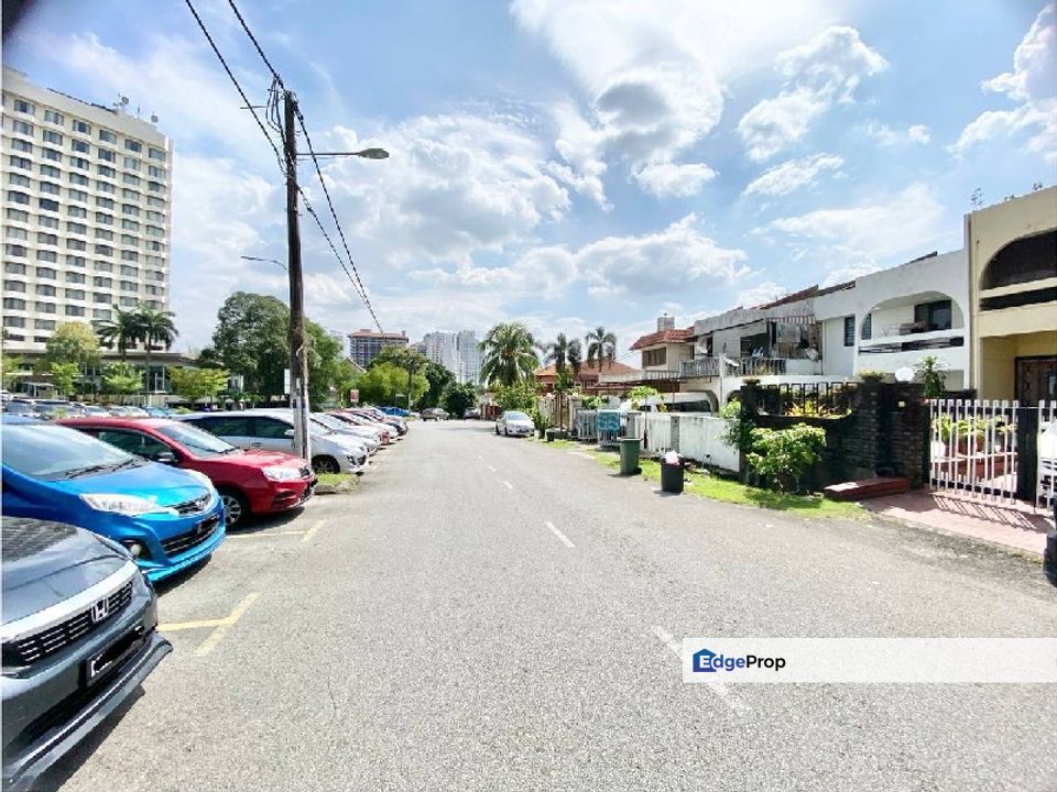 [FACING OPEN] Double Storey Terrace SS12, Subang Jaya, Selangor, Subang Jaya