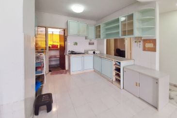 Sri Kinabalu Condominium