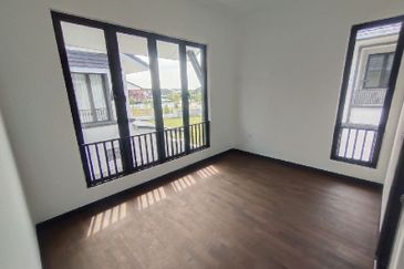 Hevea Elmina Gardens