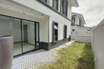 Hevea Elmina Gardens