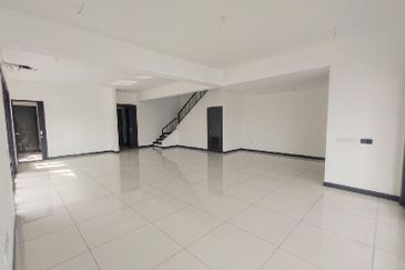 Hevea Elmina Gardens