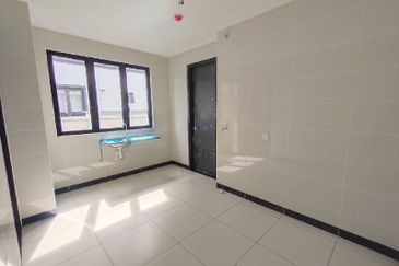 Hevea Elmina Gardens