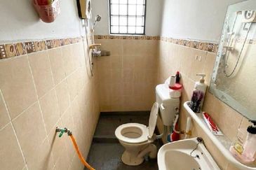 Persiaran Puncak Alam 1 