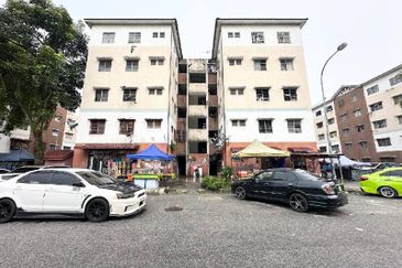 Bukit Tinggi 2 Apartment