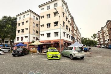 Bukit Tinggi 2 Apartment