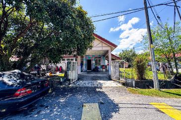 Desa Pinggiran Putra