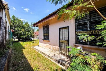 Desa Pinggiran Putra