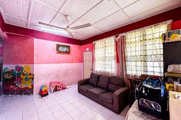 Desa Pinggiran Putra