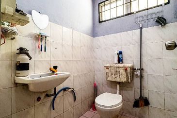 Desa Pinggiran Putra