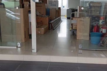 Pusat Perdagangan Seri Kembangan