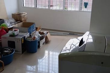 Pusat Perdagangan Seri Kembangan