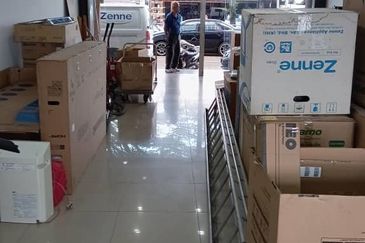 Pusat Perdagangan Seri Kembangan