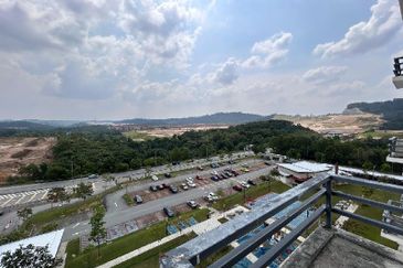 De Bayu Apartment @ Setia Alam