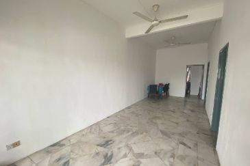 Persiaran Puncak Alam 1 