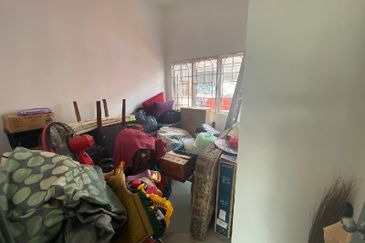 Persiaran Puncak Alam 1 