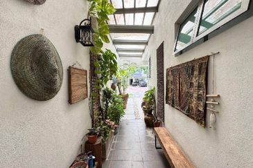 Symphony Hills Schumann