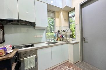 Symphony Hills Schumann