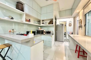 Symphony Hills Schumann