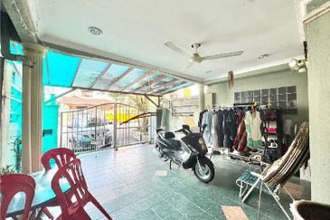 Taman Saujana Puchong